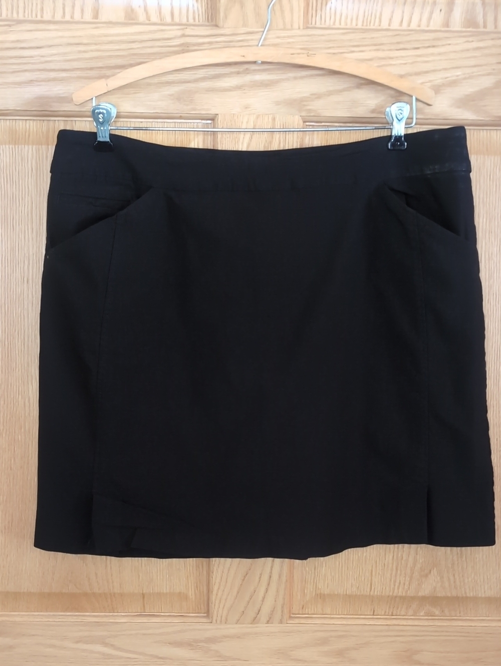 Sz 16 Tribal Classic Black Women's Athleisure Skort